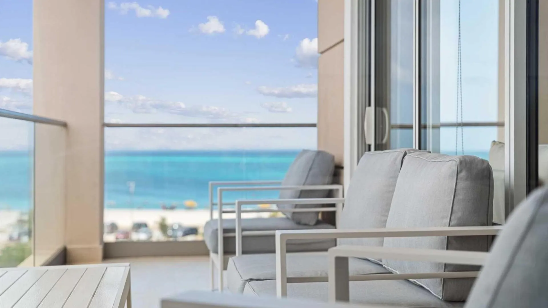 Beach View - Vista Paradiso 2Br Condo - Lv410 Palm Beach